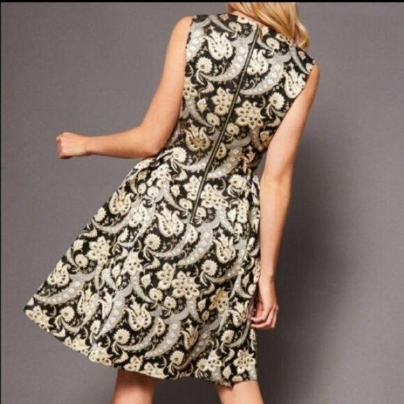 Ted Baker Ornate Paisley V-Neck Metallic Sleeveless Fit N Flare Dress - Picture 5 of 10